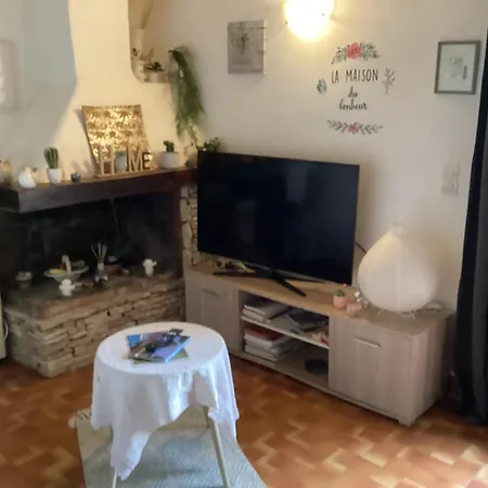 Maison De Charme à Avec Jardin Et Vue Montagne Casa vacanze