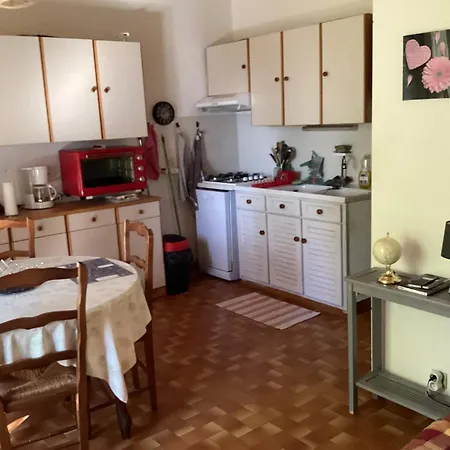 Maison De Charme à Avec Jardin Et Vue Montagne Casa de Férias *