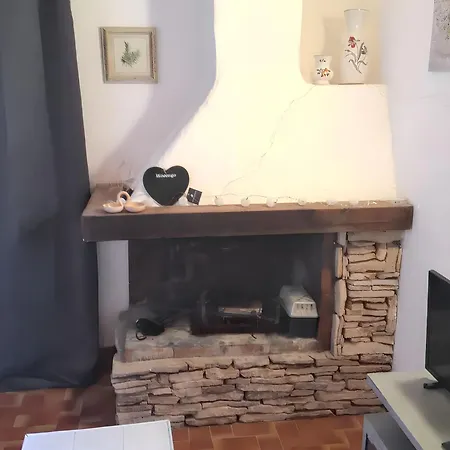 Maison De Charme A Avec Jardin Et Vue Montagne 펜션