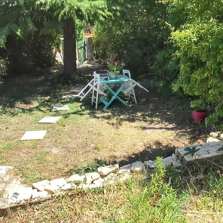 Maison De Charme à Avec Jardin Et Vue Montagne Casa de Férias *