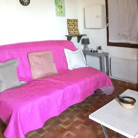 Casa de Férias Maison De Charme à Avec Jardin Et Vue Montagne *