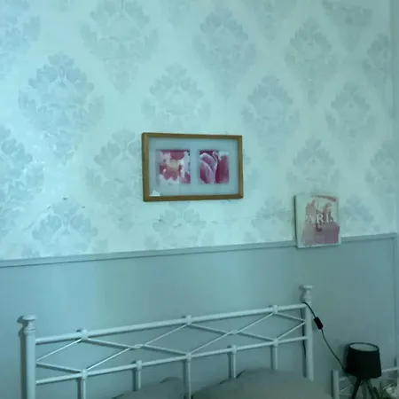 Casa de Férias Maison De Charme à Avec Jardin Et Vue Montagne *