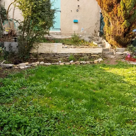 Holiday home Maison De Charme A Avec Jardin Et Vue Montagne Vacheres