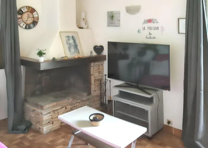 Maison De Charme A Avec Jardin Et Vue Montagne *